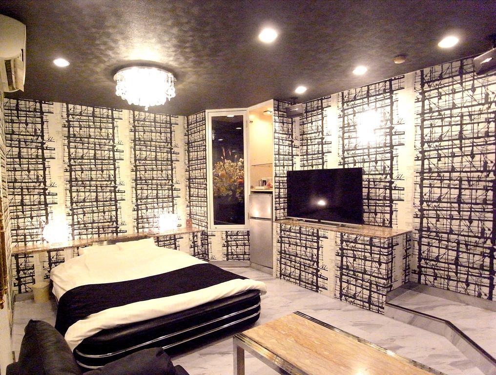 ホテル暴れ狸の鬼袋姫路駅前店 男塾ホテルグループ (Adults Only) Himeji Extérieur photo